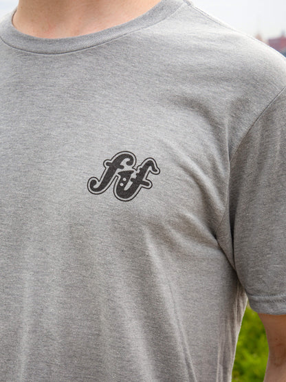 Minimalist t-shirt with logo